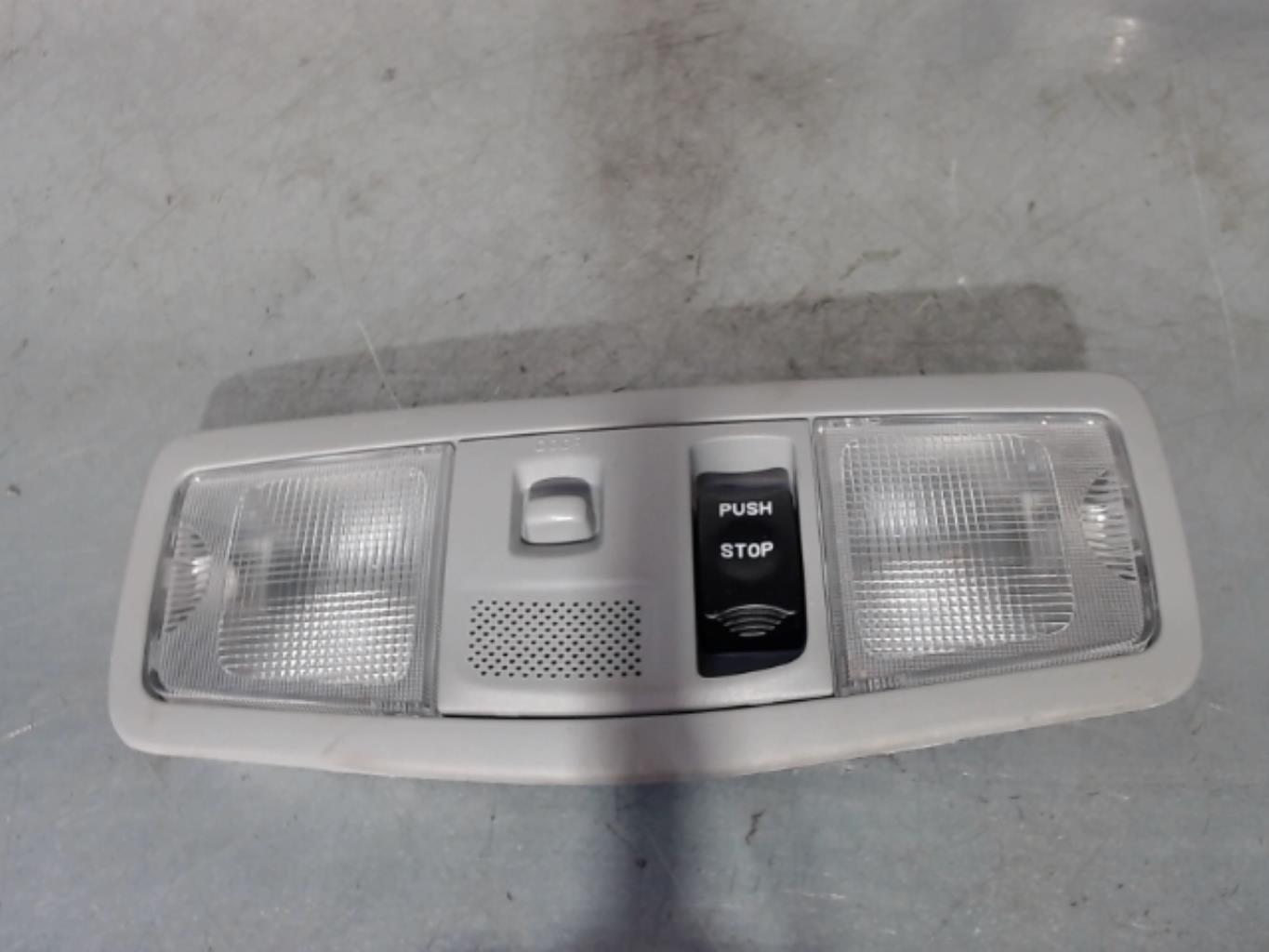 Eclairage de plafonnier PEUGEOT 4008 Diesel - 1