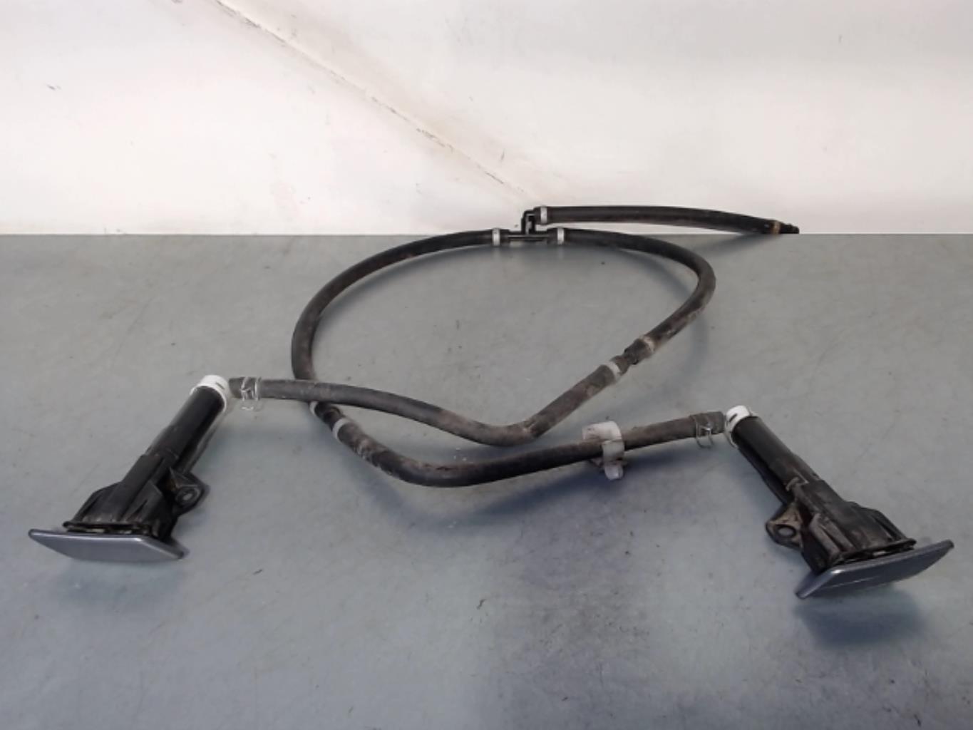 Gicleur lave glace PEUGEOT 4008 Diesel - 1