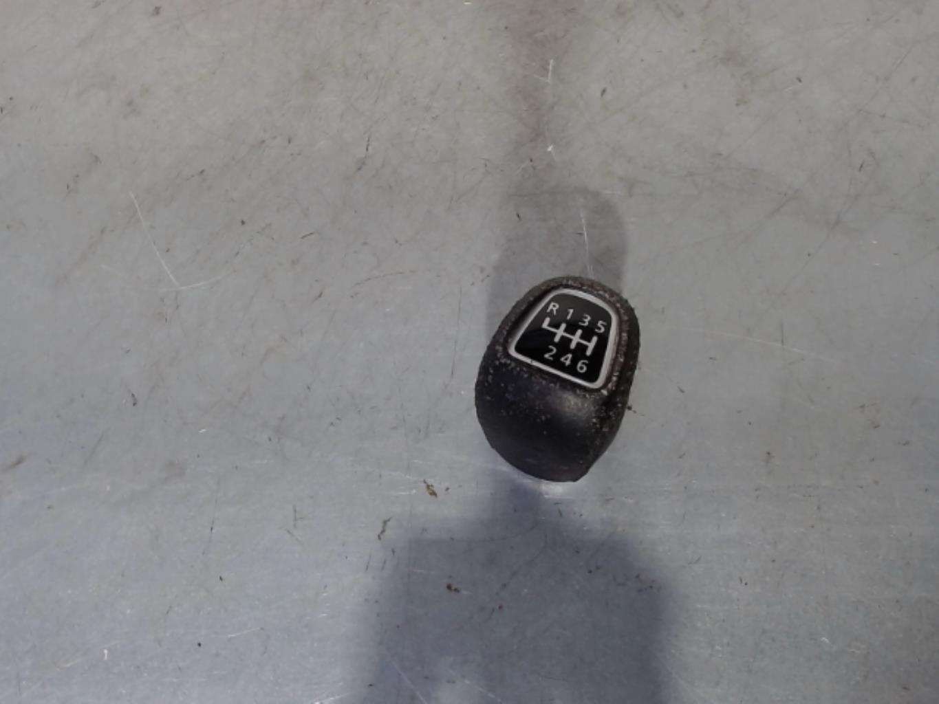 Pomello del cambio PEUGEOT 4008 Diésel - 1