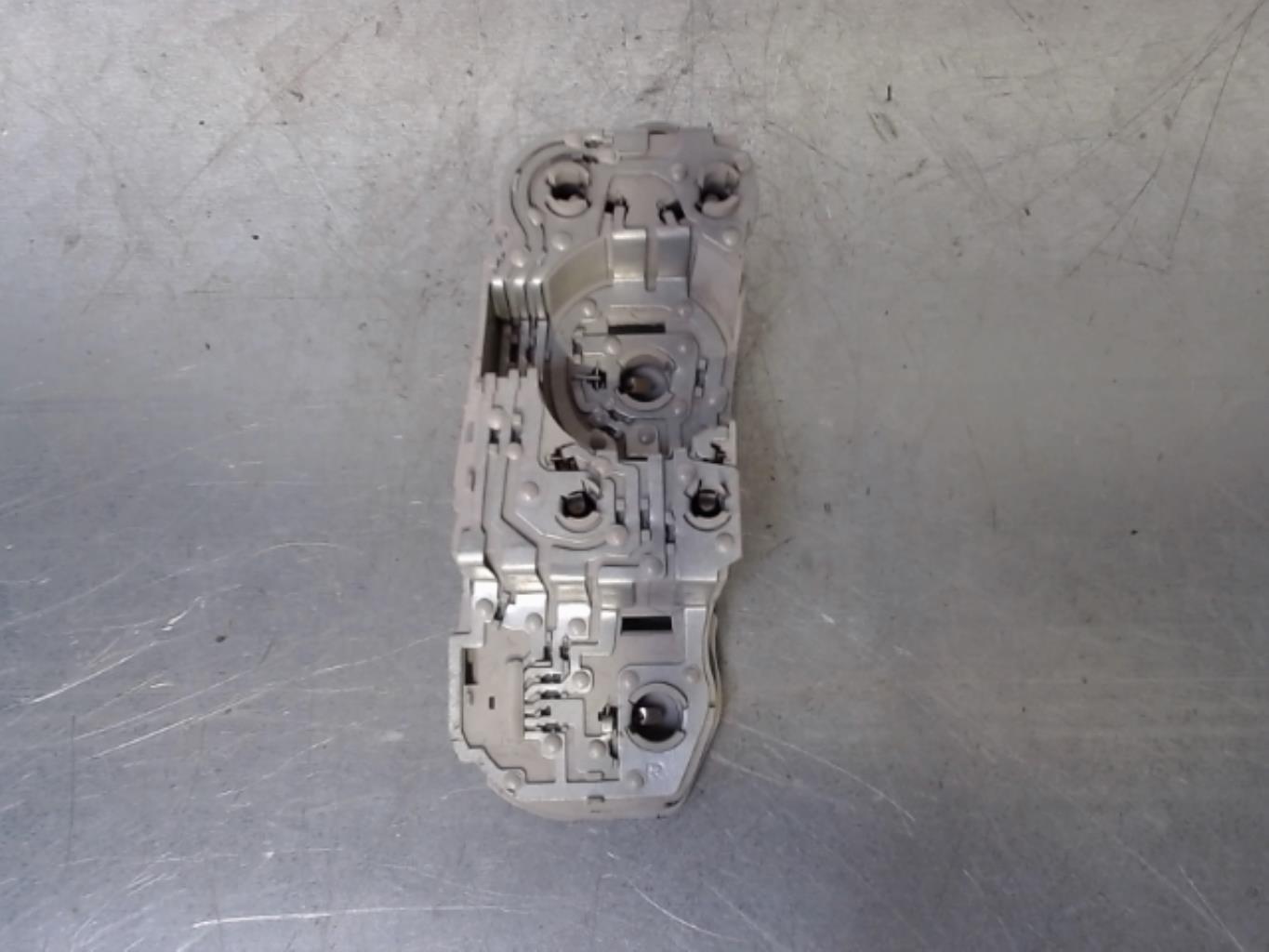 Base portalampade fanale posteriore destro TOYOTA COROLLA VERSO 2 PHASE 1 Gasolina - 1