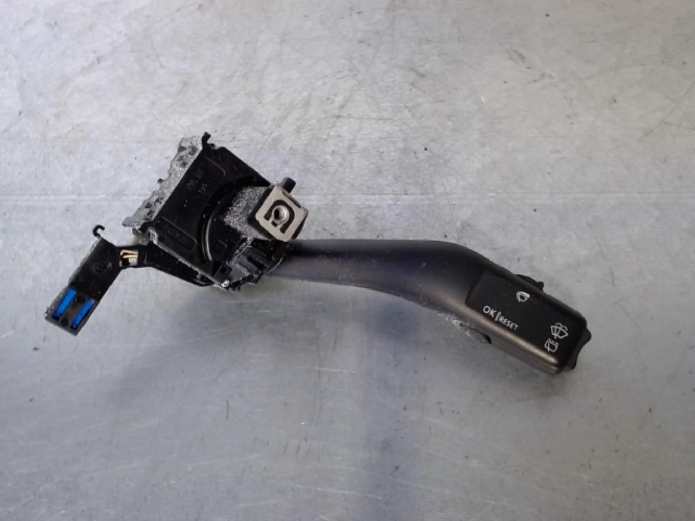 Commodo d'essuie glaces VOLKSWAGEN GOLF PLUS PHASE 1 Diesel - 1