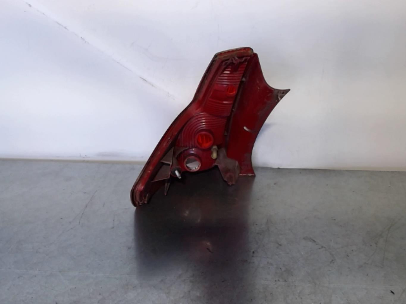 Fanale posteriore principale destro (luci) CITROEN C4 1 PHASE 1 Diésel - 1