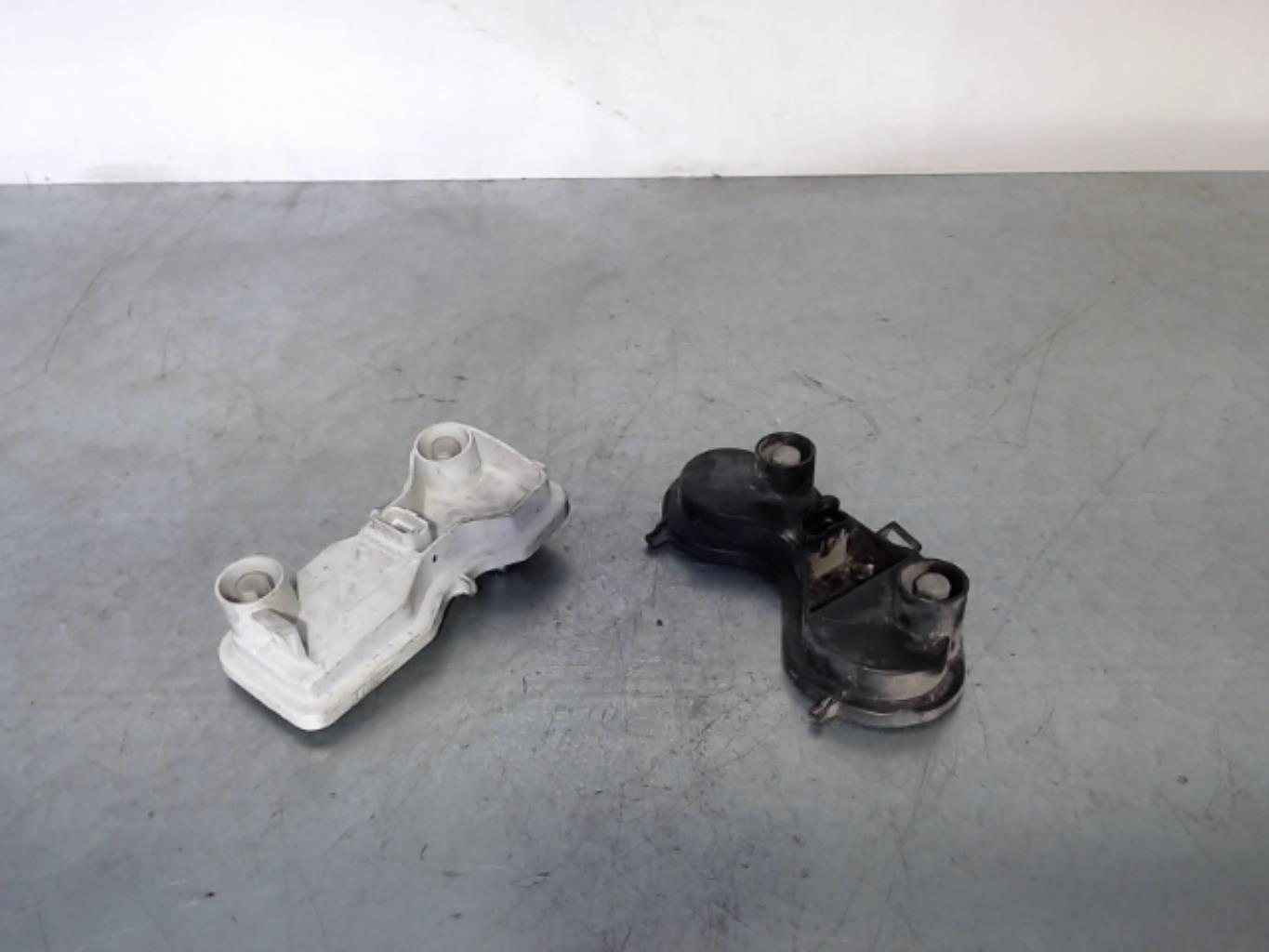Base portalampade fanale posteriore destro RENAULT MEGANE 2 PHASE 1 Gasolina - 1