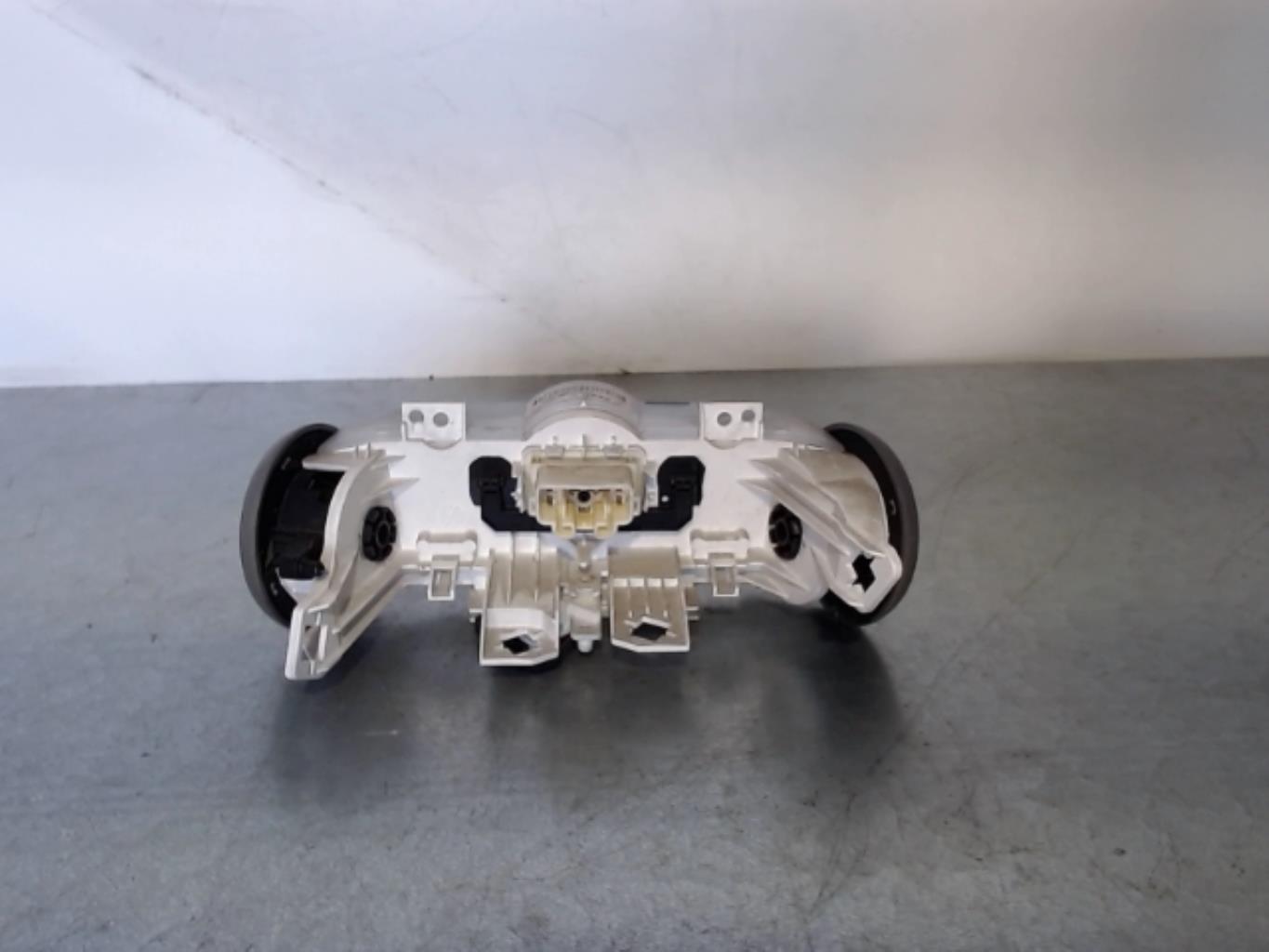 Commande chauffage TOYOTA AYGO 1 PHASE 1 Essence - 1