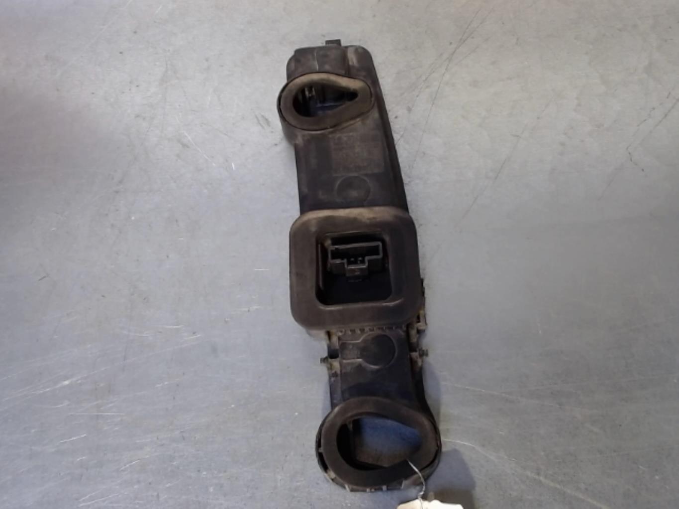 Base portalampade fanale posteriore sinistro DACIA LOGAN 1 MCV PHASE 2 BREAK  - 1