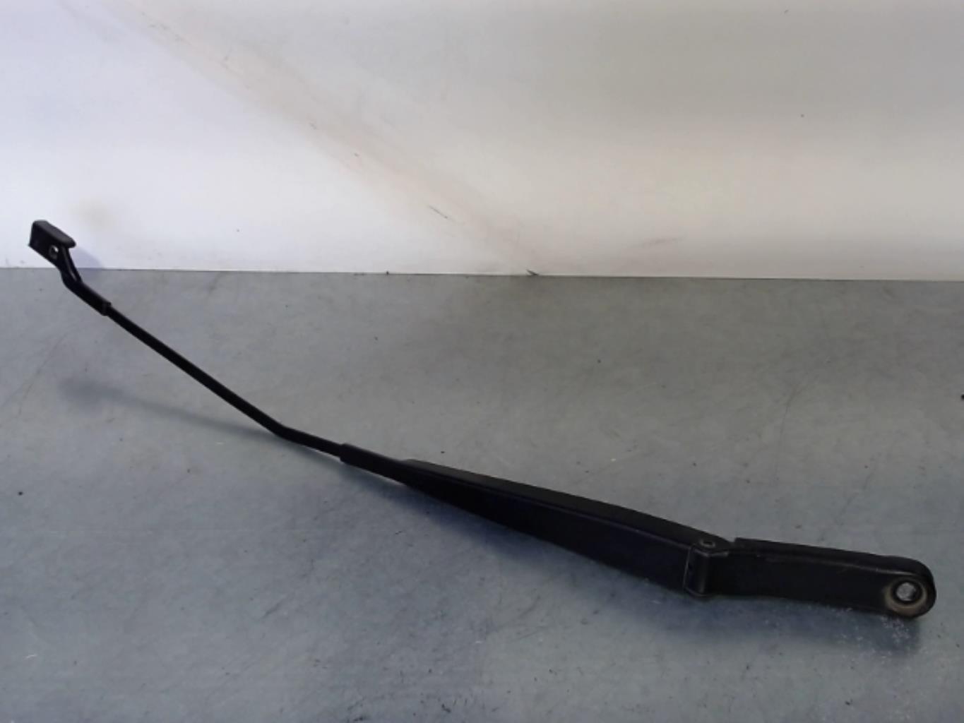 Braccio tergicristallo anteriore destro VOLKSWAGEN GOLF 6 Diésel - 1