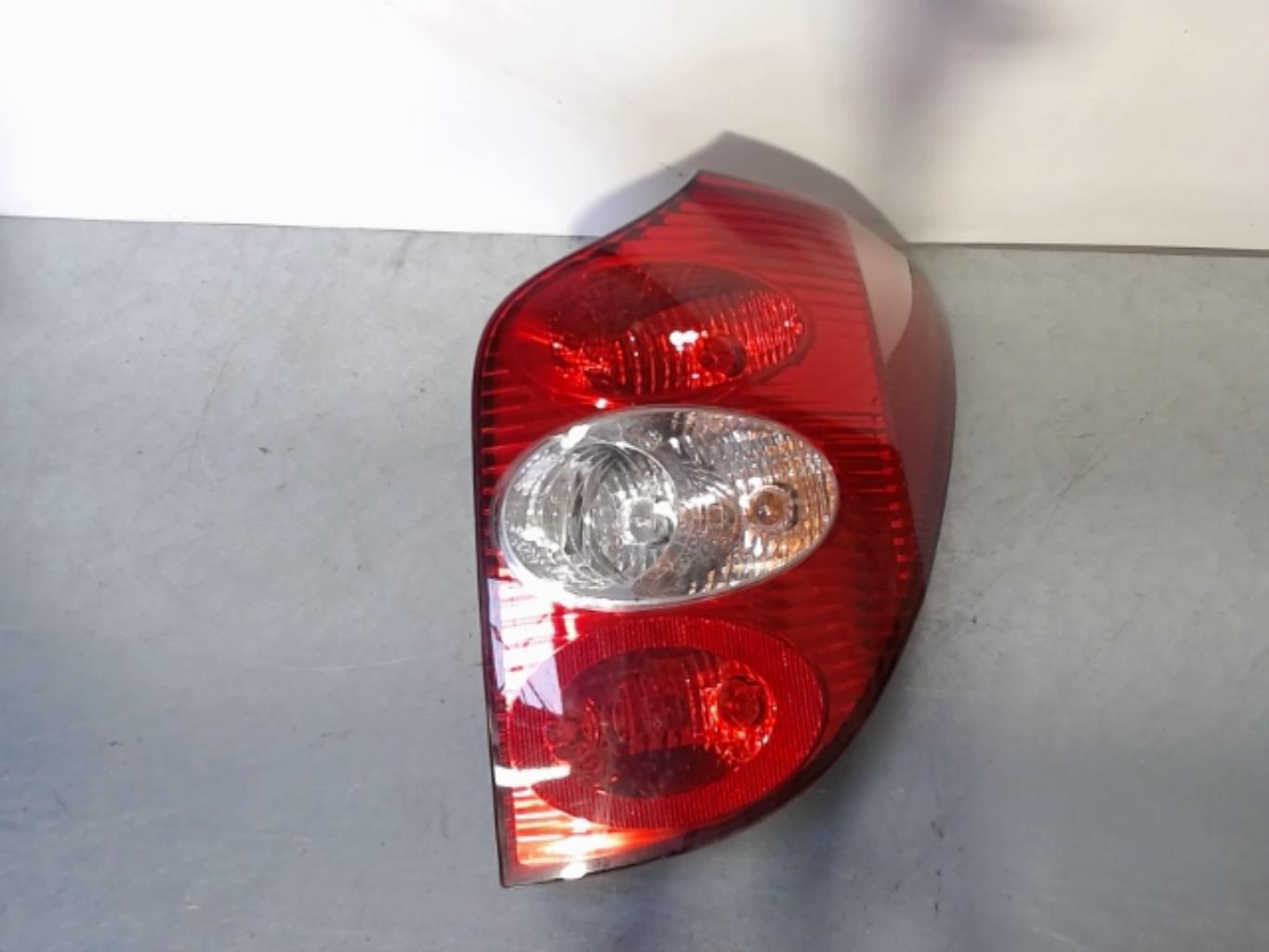 Fanale posteriore principale destro (luci) RENAULT LAGUNA 2 PHASE 2 BREAK Diésel - 1