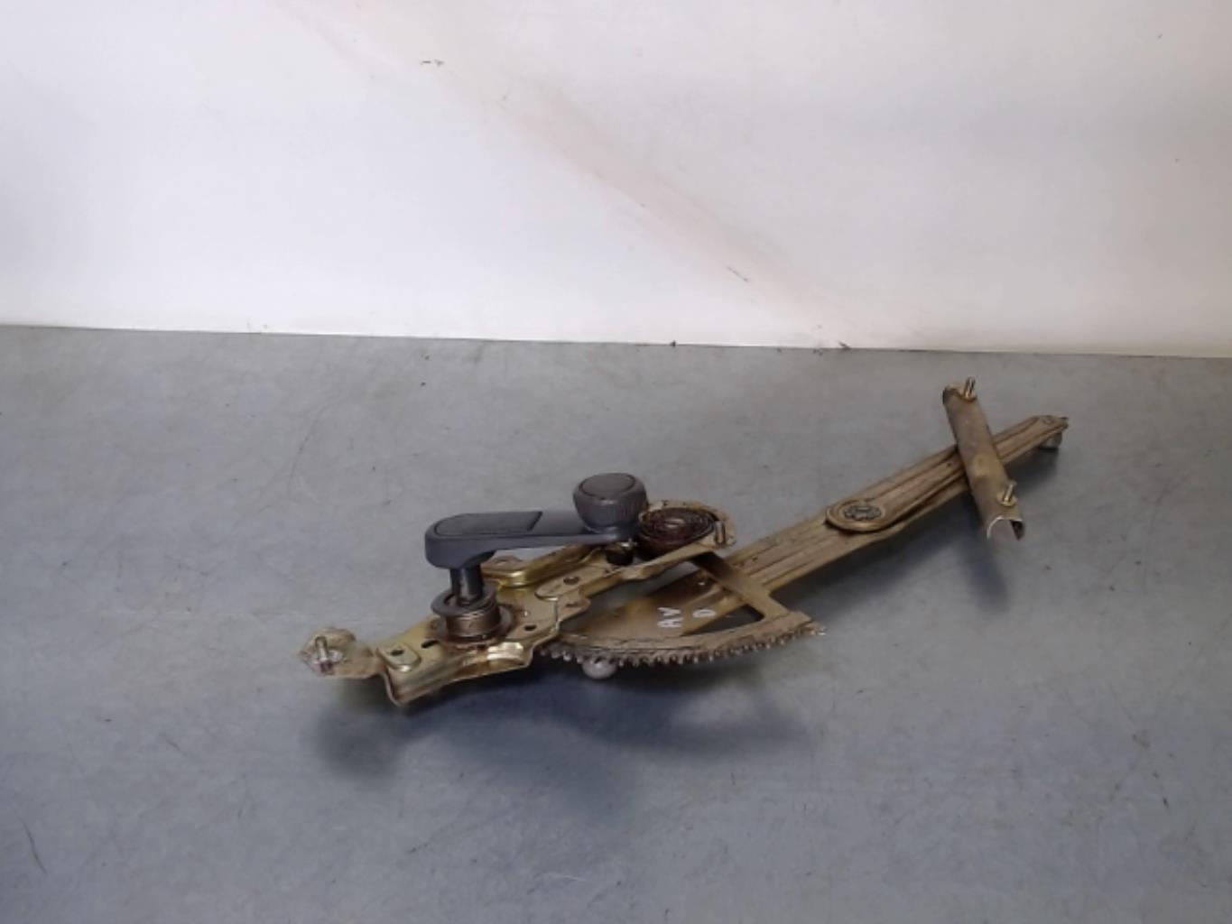 Alzacristalli manuale anteriore destro PEUGEOT 205 PHASE 2 Gasolina - 1