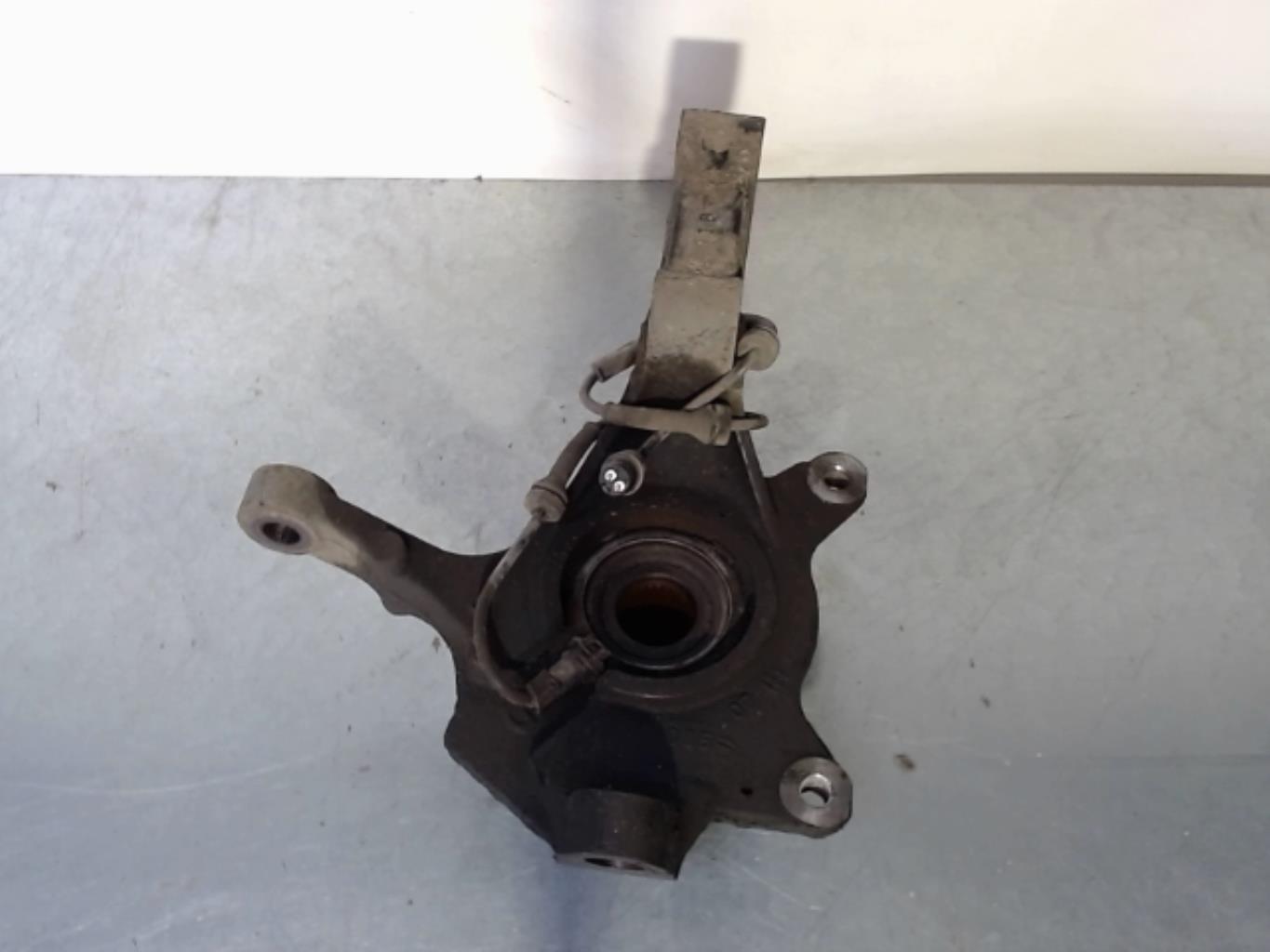 Mozzo anteriore sinistro RENAULT LAGUNA 2 PHASE 2 BREAK Diésel - 1