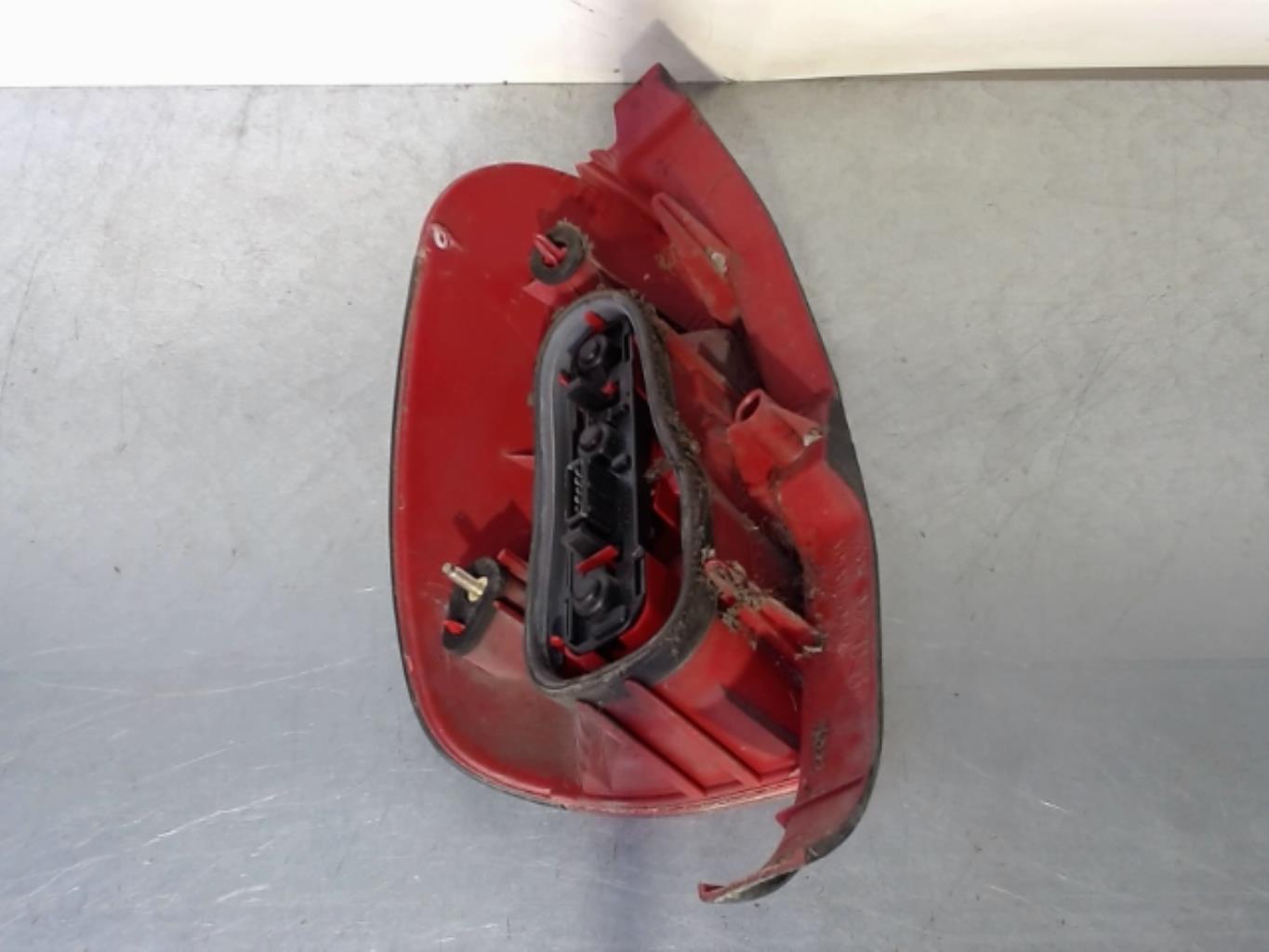 Fanale posteriore principale destro (luci) PEUGEOT 306 BREAK Gasolina - 1