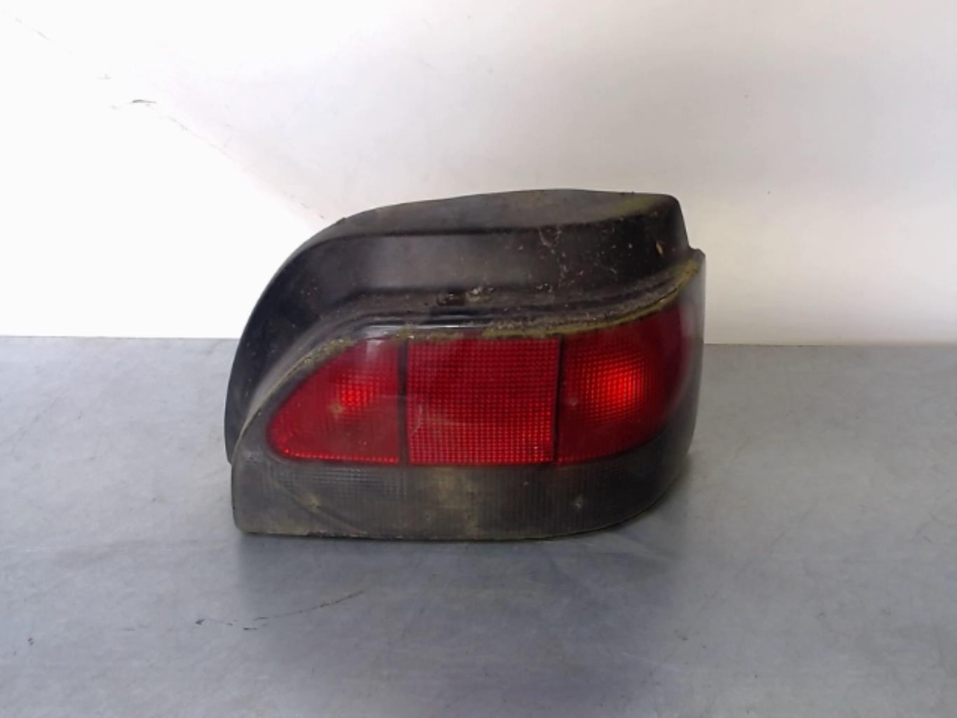 Fanale posteriore principale destro (luci) RENAULT CLIO 1 PHASE 2 Diésel - 1