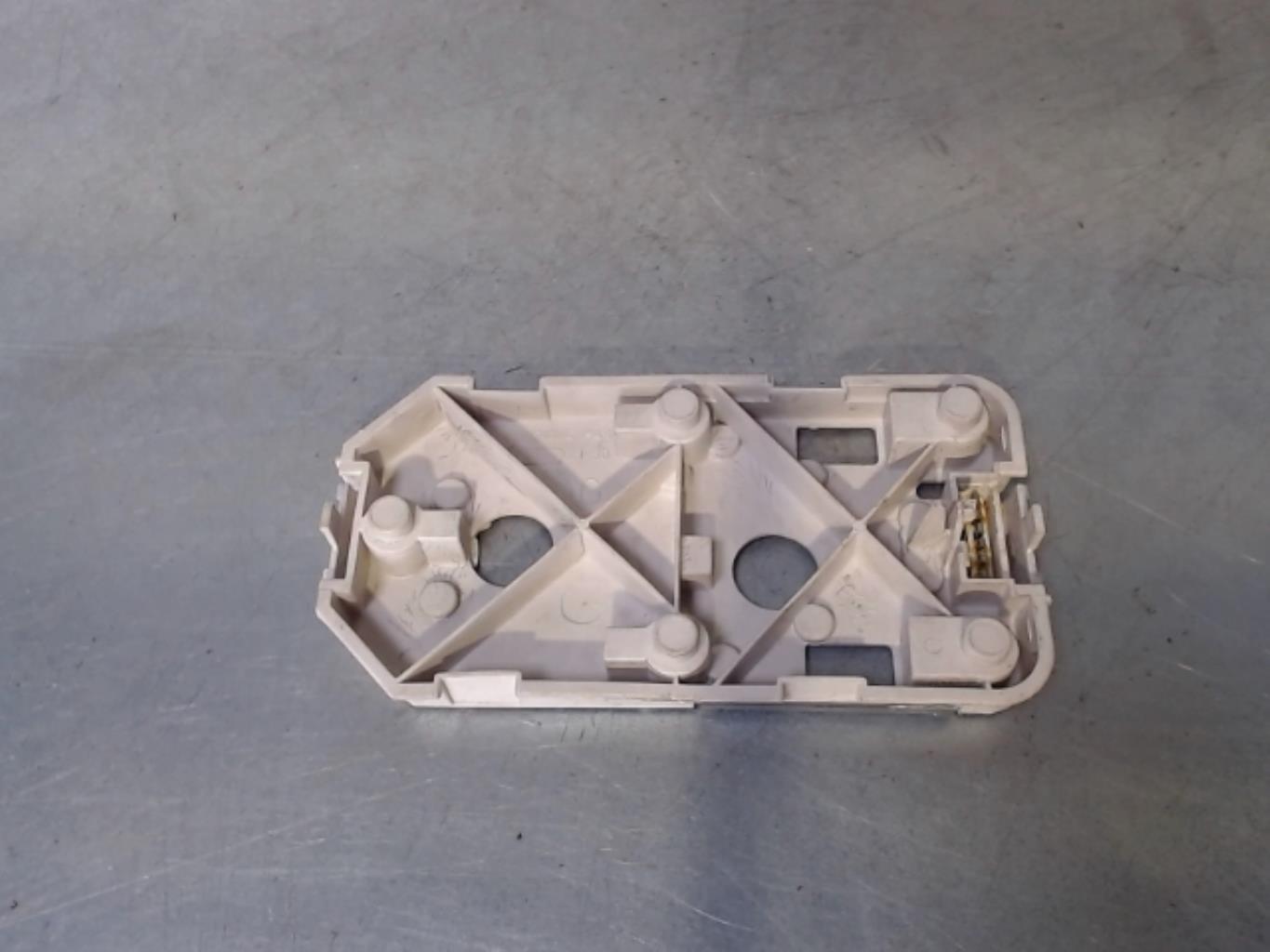 Base portalampade fanale posteriore sinistro PEUGEOT 309 PHASE 2 Diésel - 1