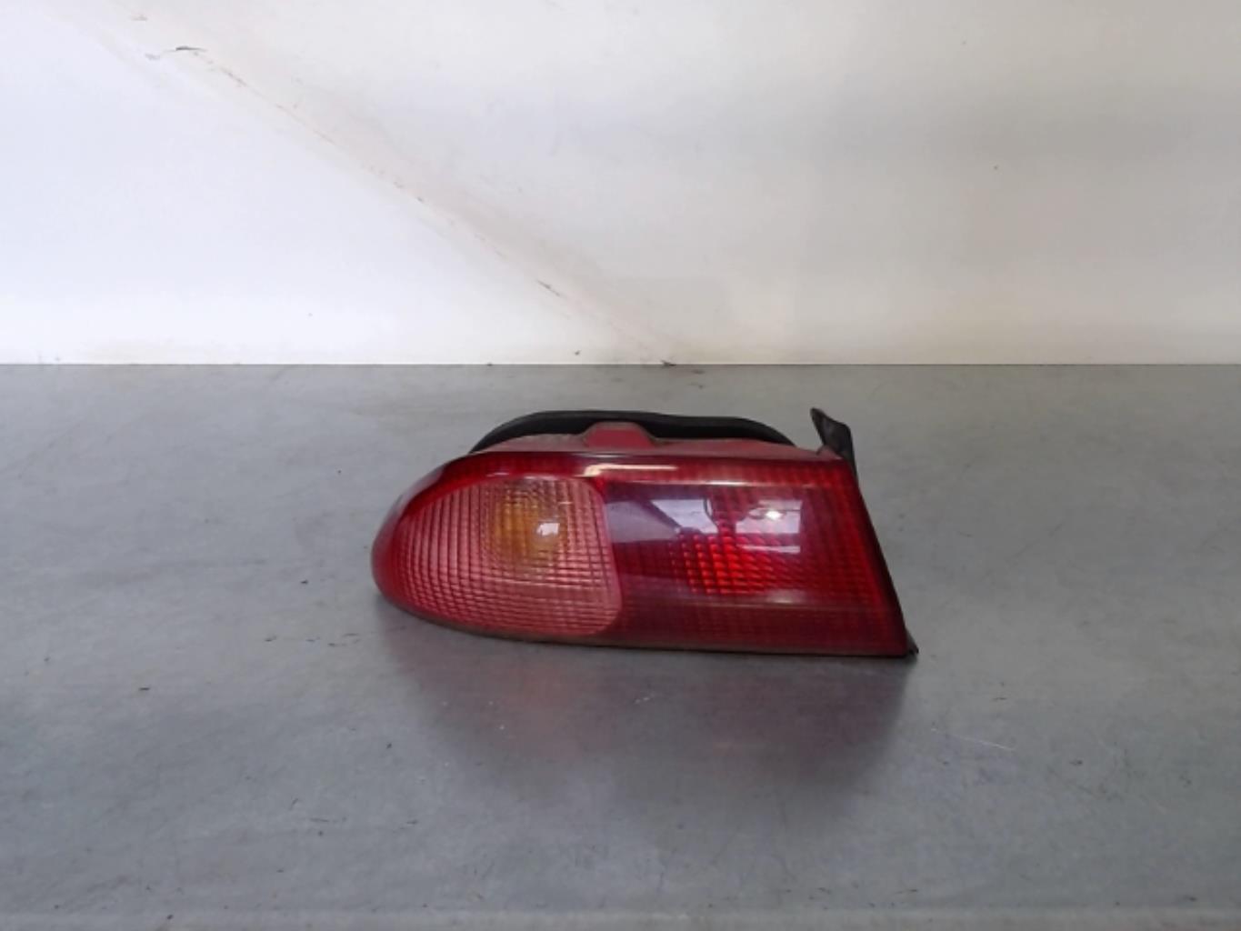 Fanale posteriore principale sinistro (luci) ALFA ROMEO 156 PHASE 3 BREAK Diésel - 1