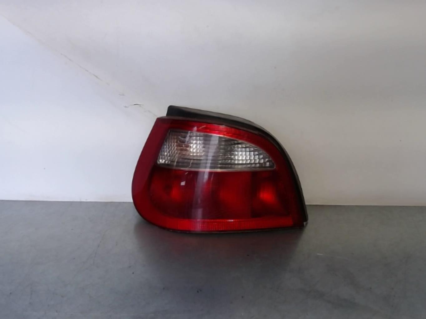 Fanale posteriore principale sinistro (luci) RENAULT MEGANE 1 PHASE 2 Diésel - 1