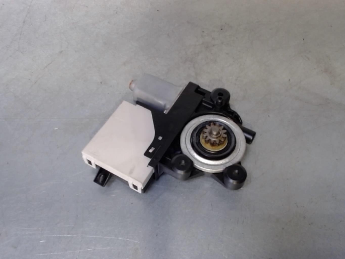 Motore alzacristalli posteriore destro FORD C-MAX 1 PHASE 2 Diésel - 1