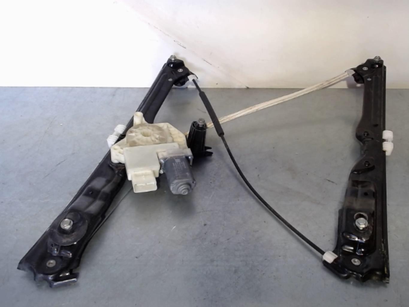 Alzacristalli elettrico anteriore destro PEUGEOT 308 2 SW PHASE 1 BREAK Diésel - 1