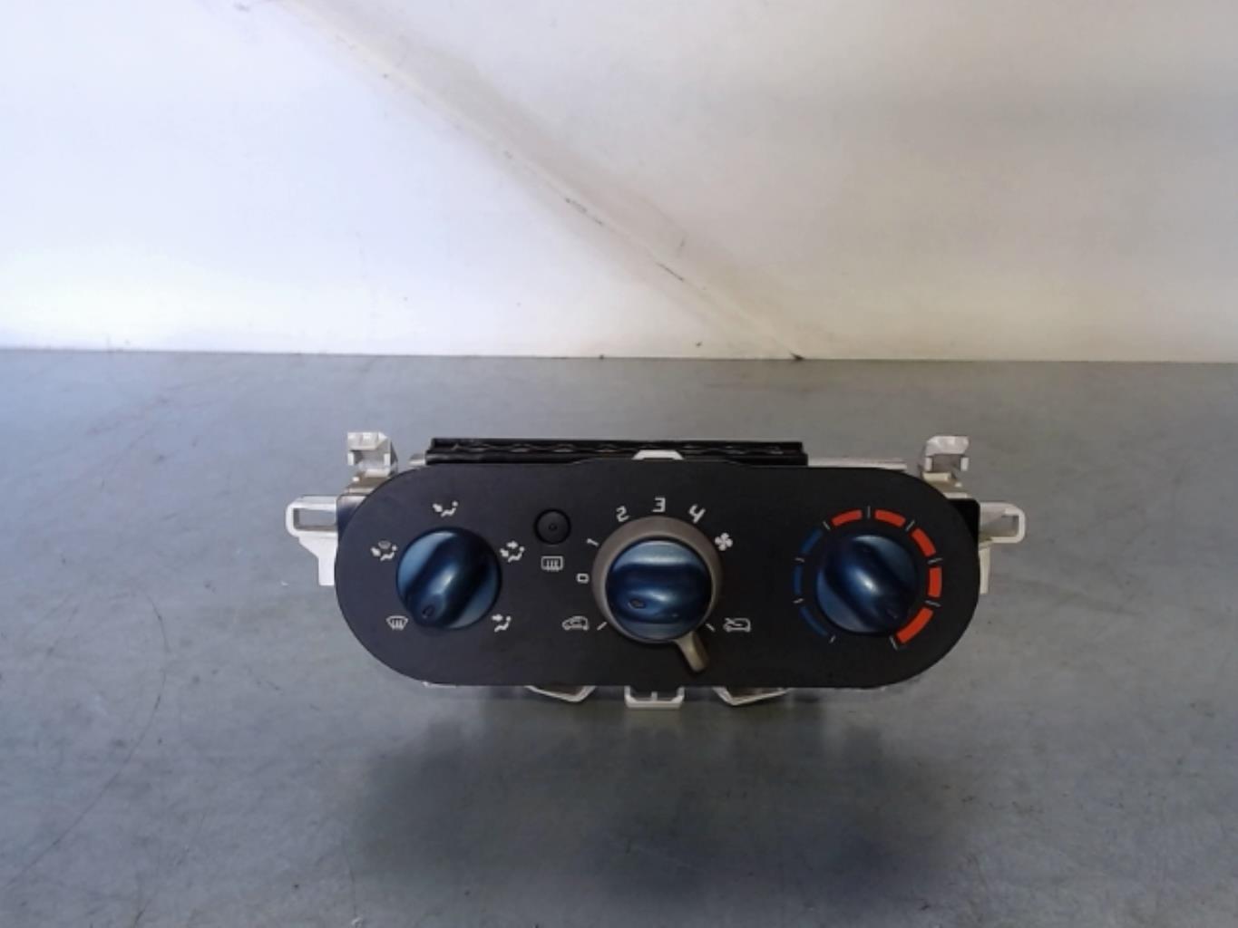 Commande chauffage RENAULT TWINGO 2 PHASE 1 Diesel - 1
