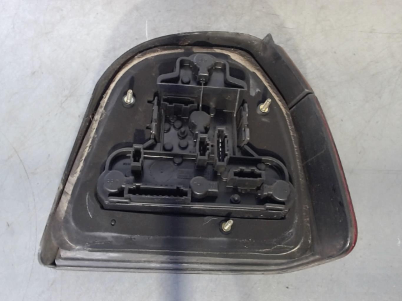 Fanale posteriore principale sinistro (luci) VOLKSWAGEN GOLF 3 Diésel - 1