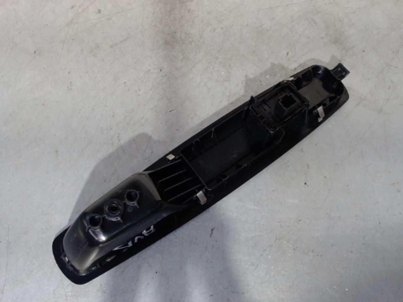 Interruttore lavacristalli anteriore destro RENAULT SCENIC 3 PHASE 1 Diésel - 1
