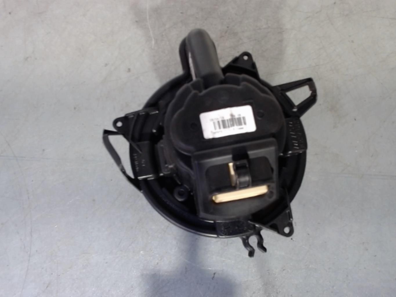 Pulseur d'air RENAULT CLIO 4 PHASE 1 Diesel - 1