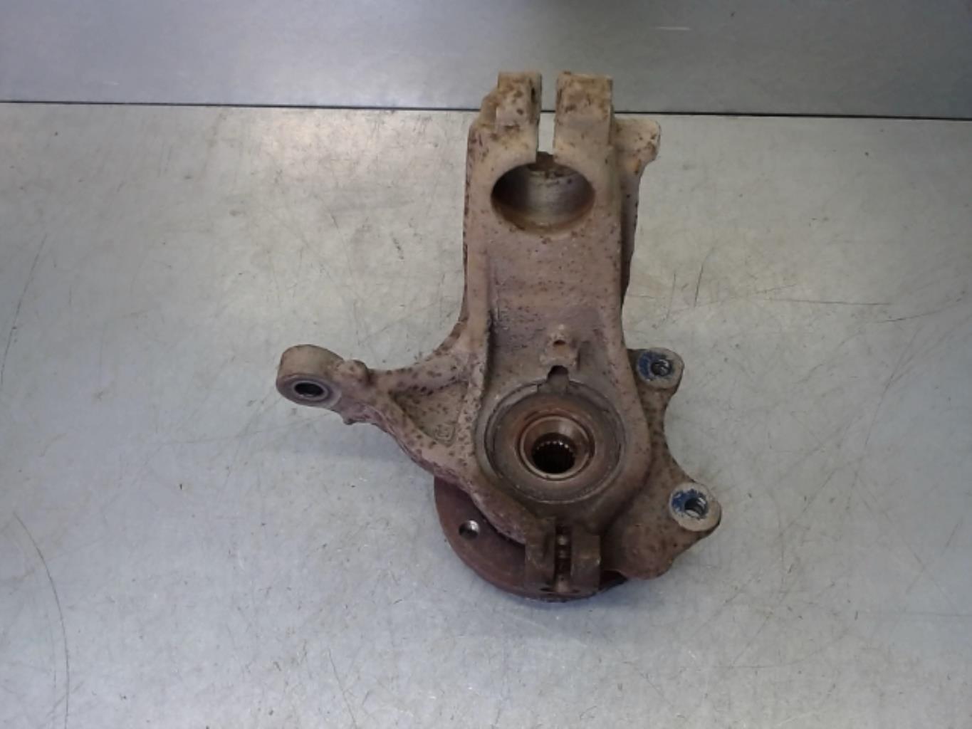 Moyeu avant gauche CITROEN C2 PHASE 1 Essence - 1