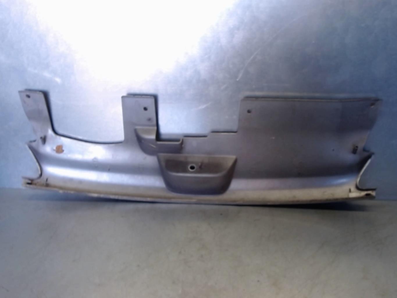 Calandre PEUGEOT 306 BREAK Diesel - 1