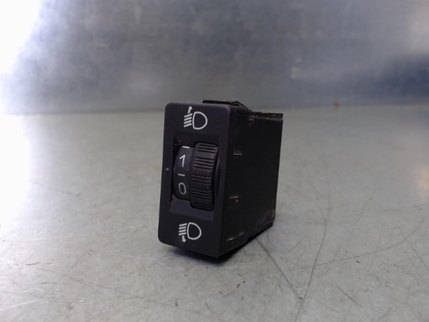 Commande de reglage hauteur de phare CITROEN C3 2 PHASE 1 Essence - 1