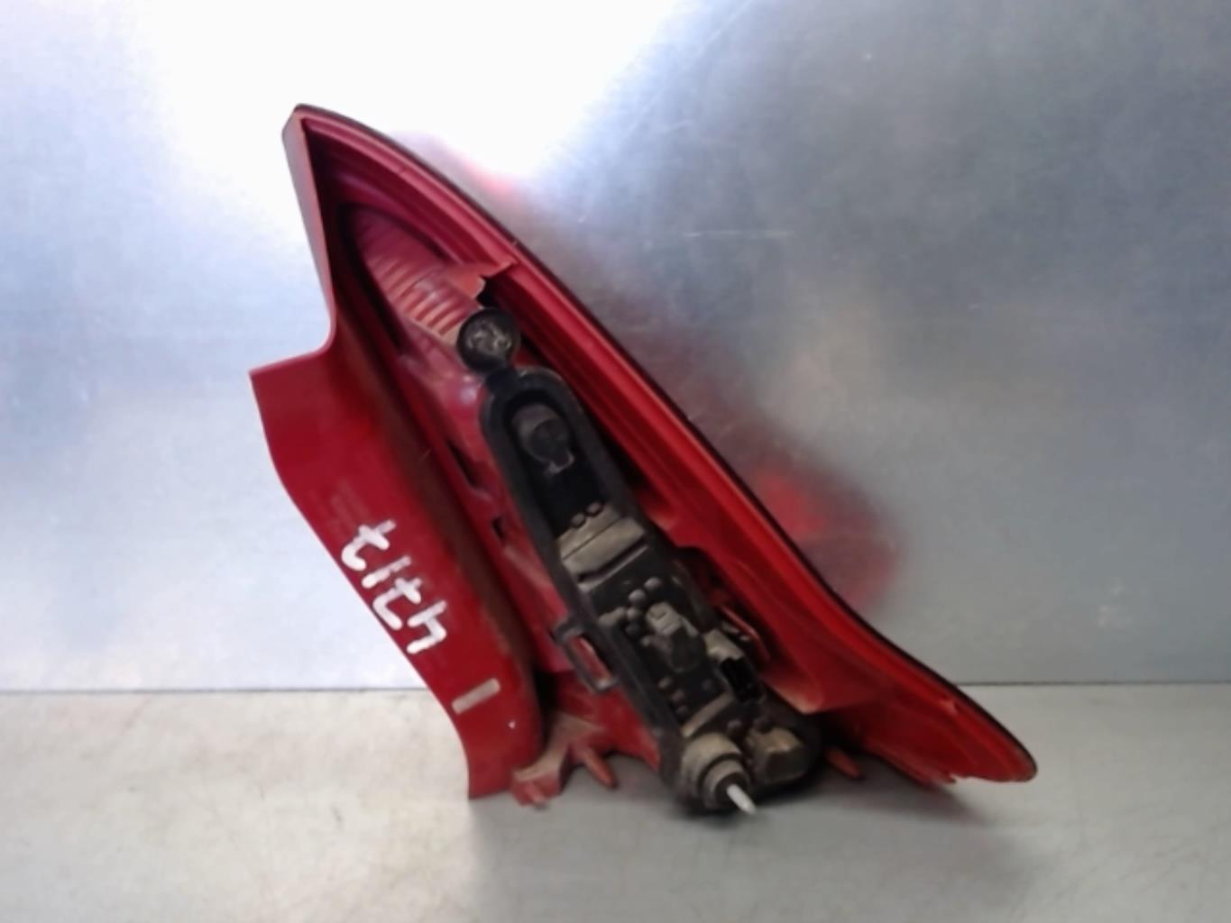 Fanale posteriore principale sinistro (luci) CITROEN C4 1 PHASE 1 COUPE Diésel - 1