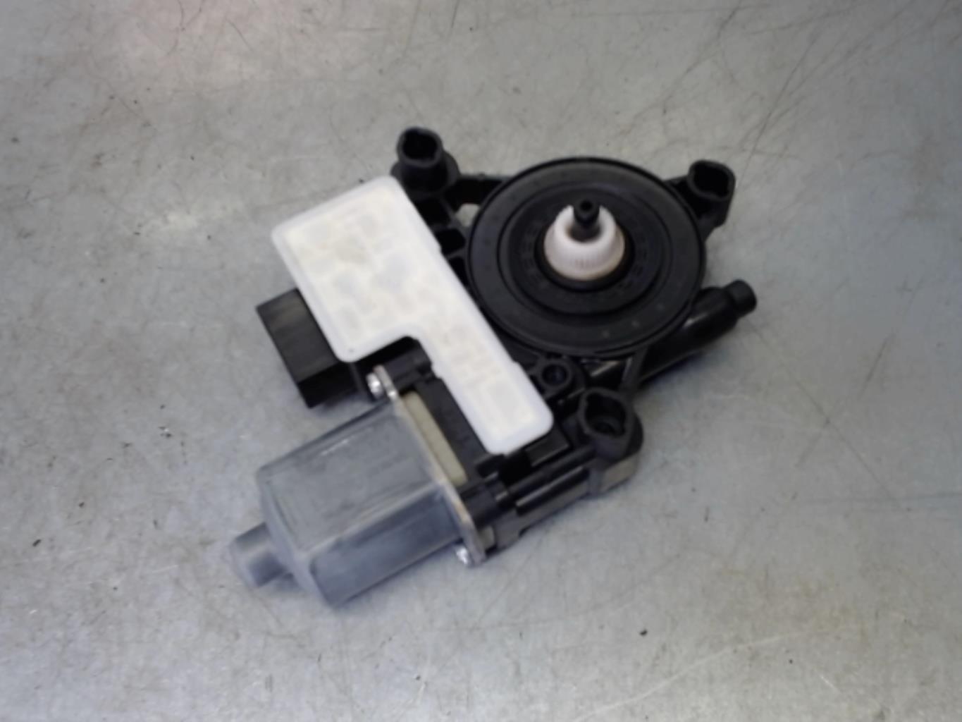 Motore alzacristalli posteriore sinistro SEAT LEON 3 PHASE 1 Diésel - 1