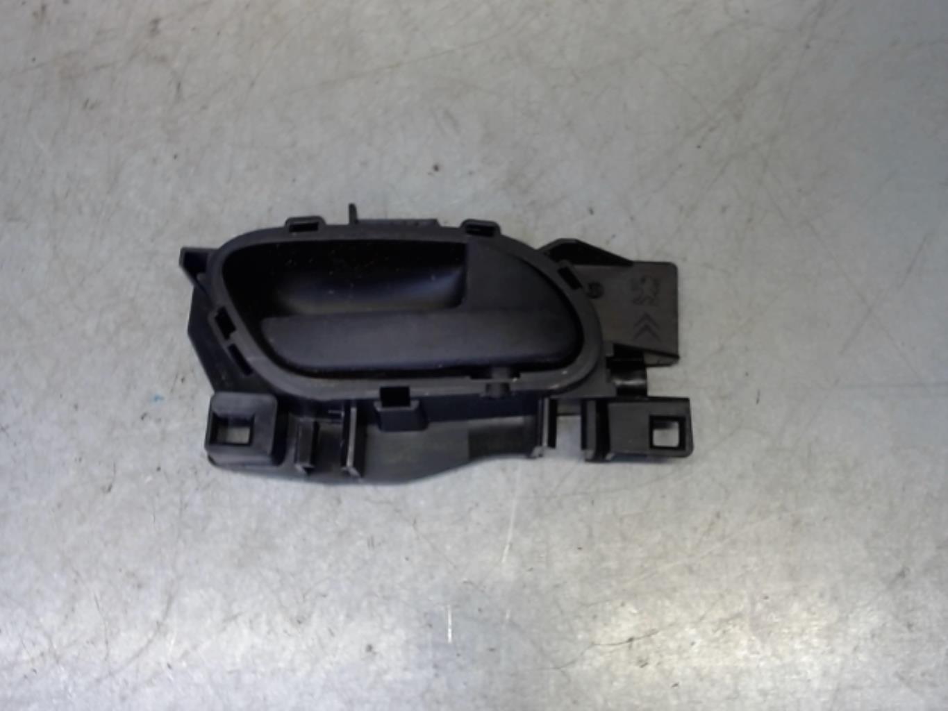 Maniglia interna anteriore destra PEUGEOT 208 1 PHASE 2 Gasolina - 1
