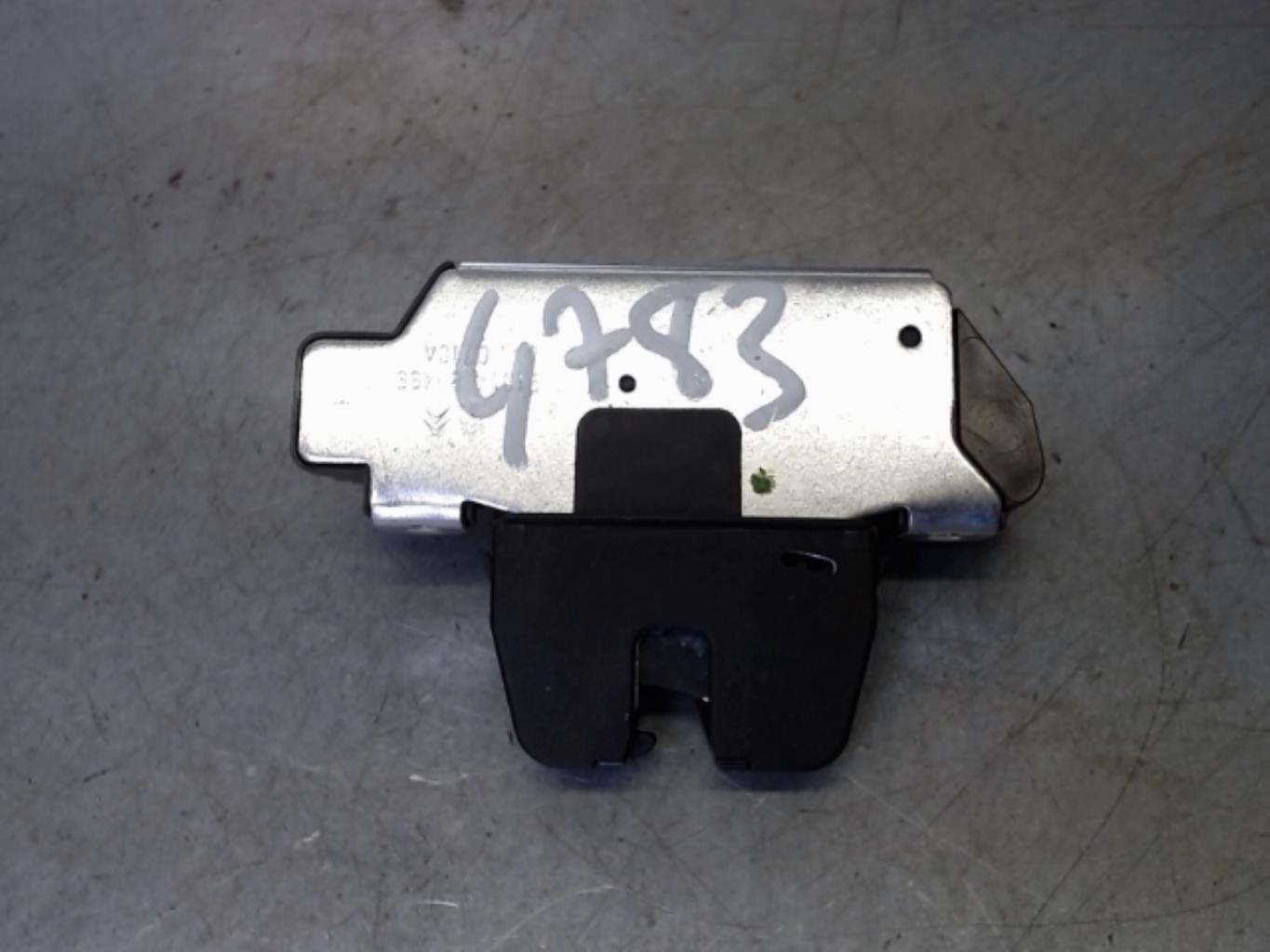 Serrure de coffre CITROEN C3 2 PHASE 1 Essence - 1