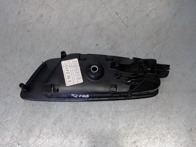 Maniglia interna anteriore destra SEAT LEON 3 PHASE 1 Diésel - 1