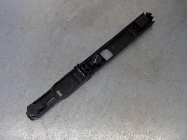 Base portalampade fanale posteriore destro RENAULT KANGOO 1 PHASE 2 Diésel - 1