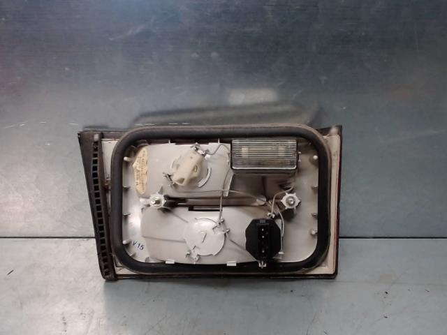 Feu arriere secondaire droit (feux) BMW SERIE 5 E34 Essence - 1
