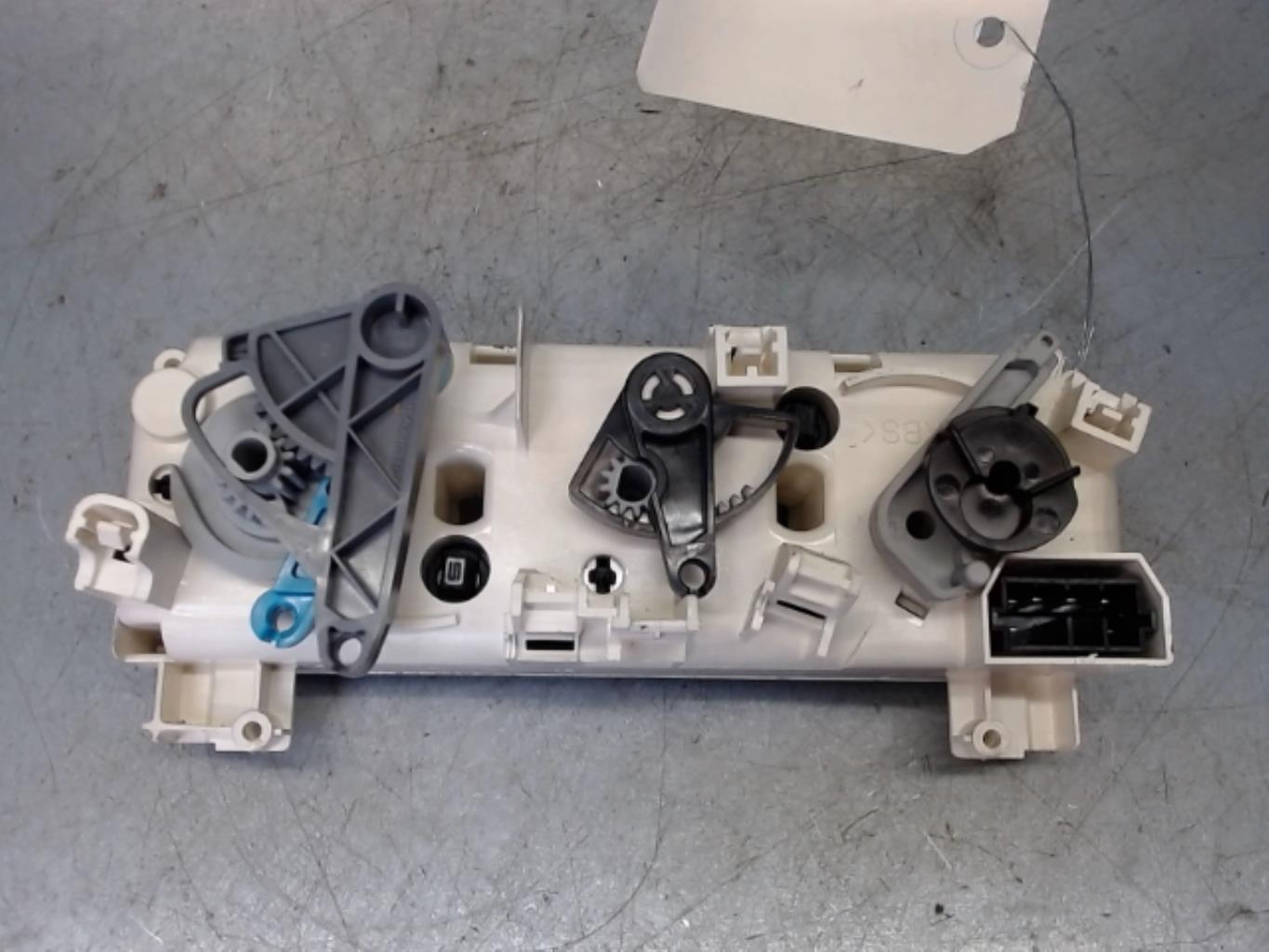 Commande chauffage PEUGEOT 306 PHASE 2 Diesel - 1
