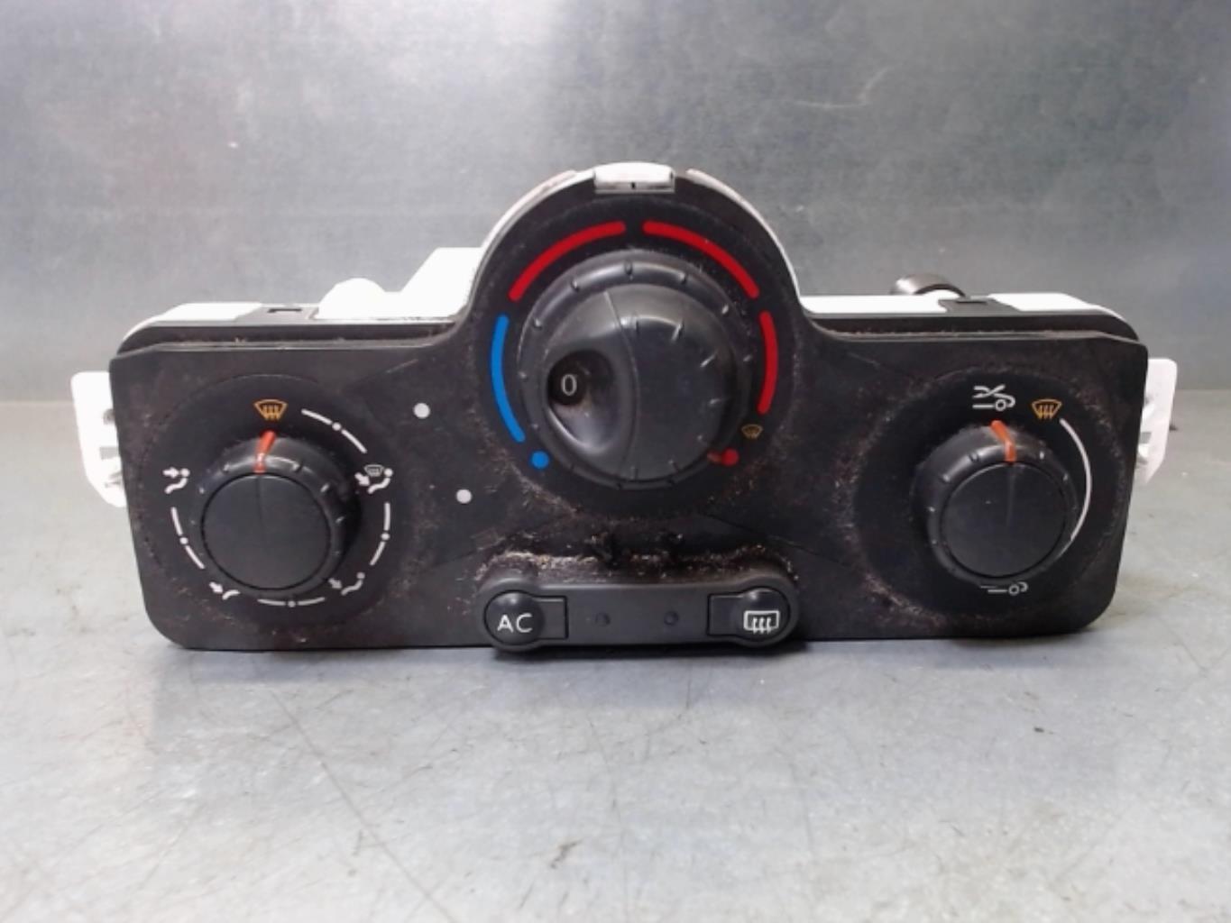 Commande chauffage RENAULT CLIO 3 PHASE 2 Diesel - 1