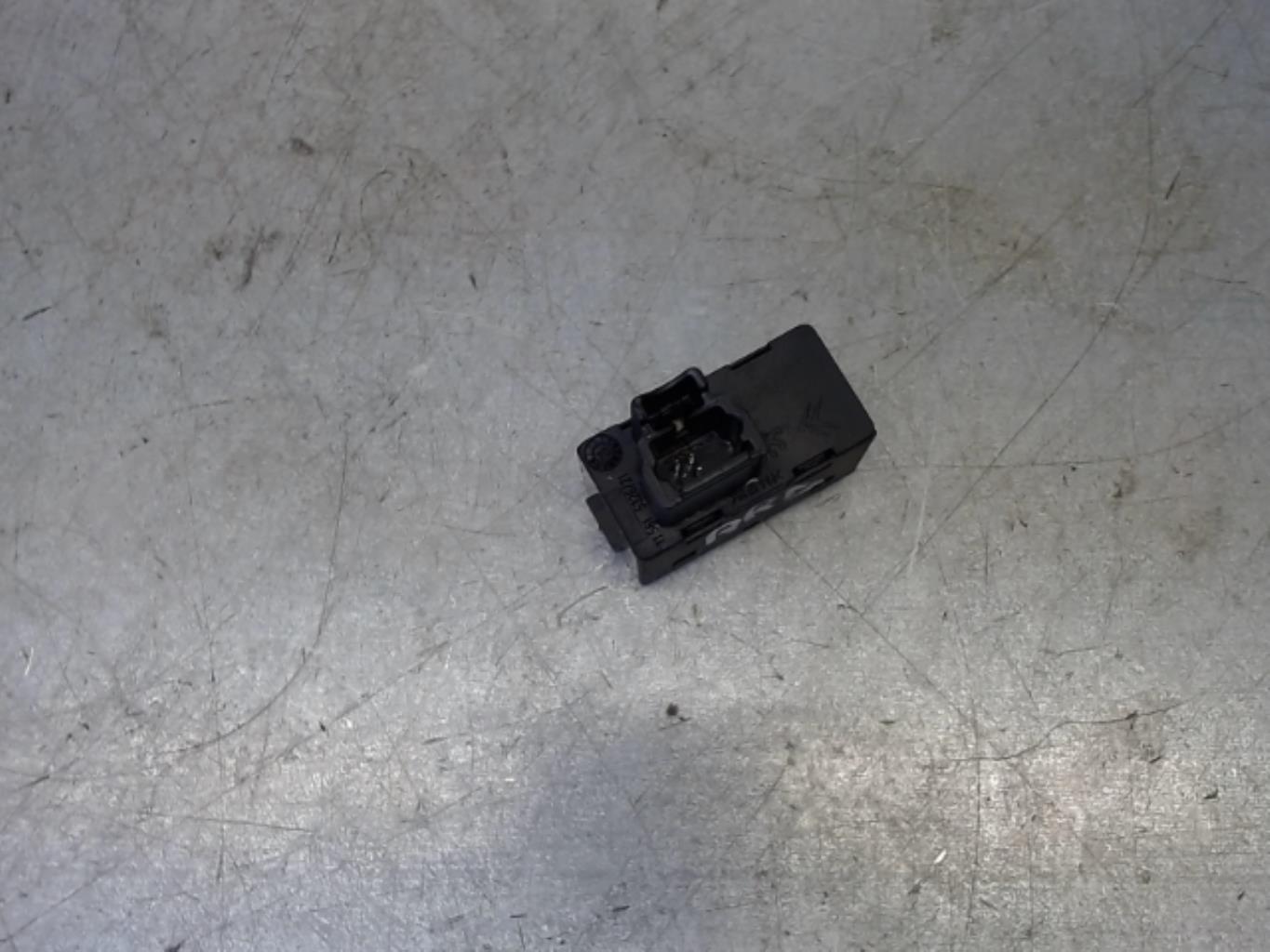 Interruttore lavacristalli posteriore destro PEUGEOT 307 PHASE 1 Gasolina - 1