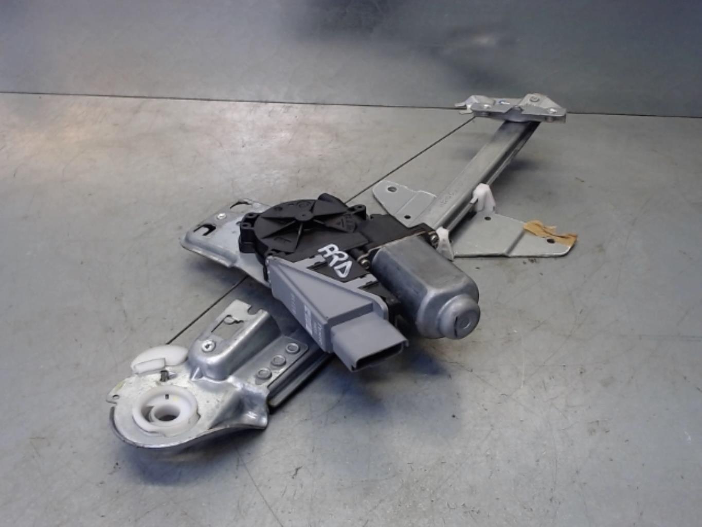 Alzacristalli elettrico posteriore destro PEUGEOT 307 PHASE 1 Gasolina - 1