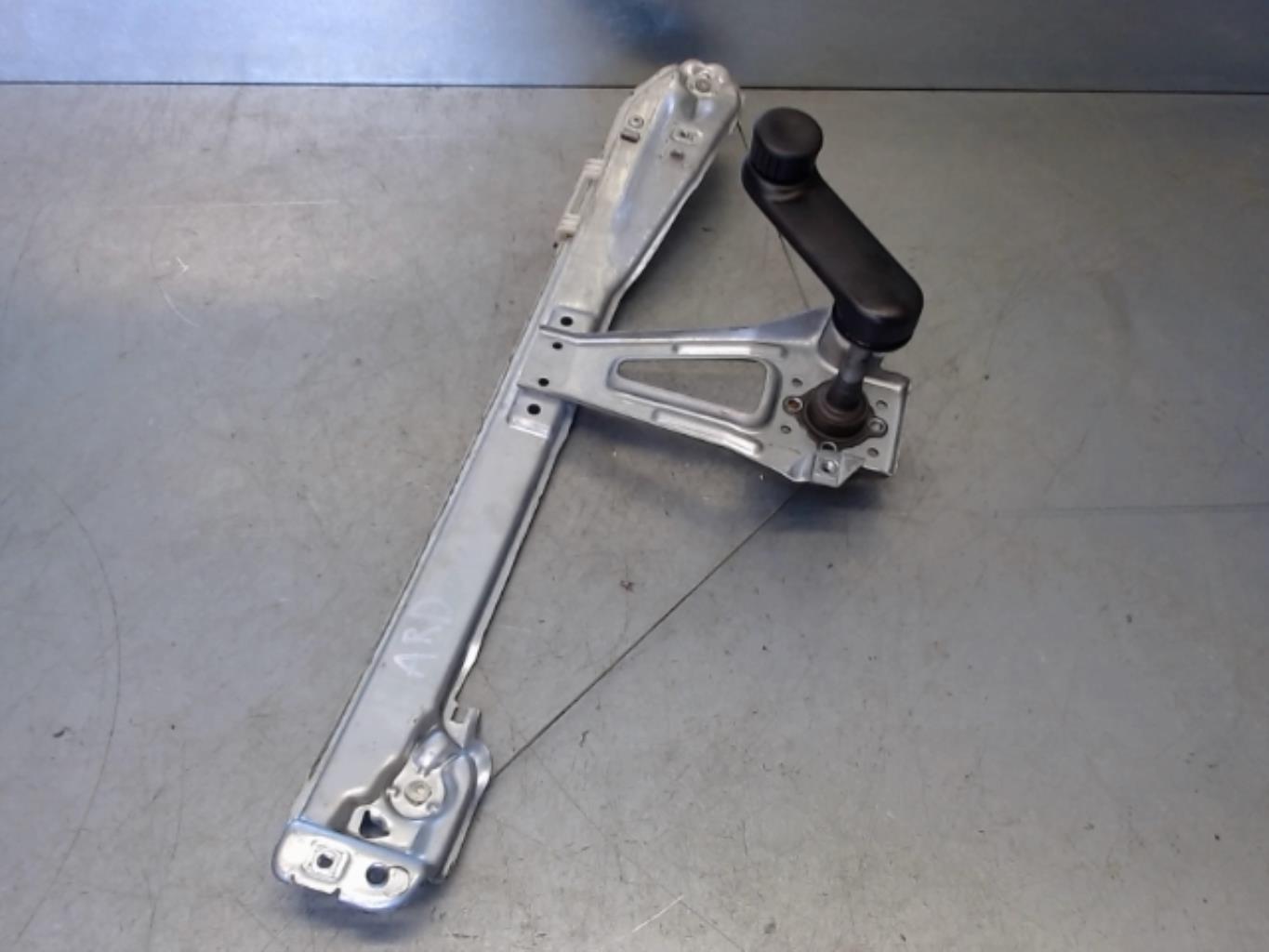 Alzacristalli manuale posteriore destro RENAULT CLIO 3 PHASE 2 Diésel - 1