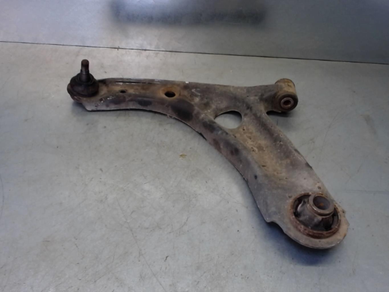 Triangolo inferiore anteriore sinistro CITROEN C1 1 PHASE 2 Gasolina - 1
