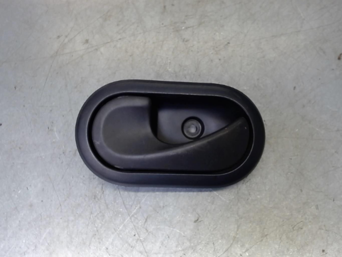 Maniglia interna anteriore sinistra DACIA SANDERO 1 Gasolina/GLP - 1