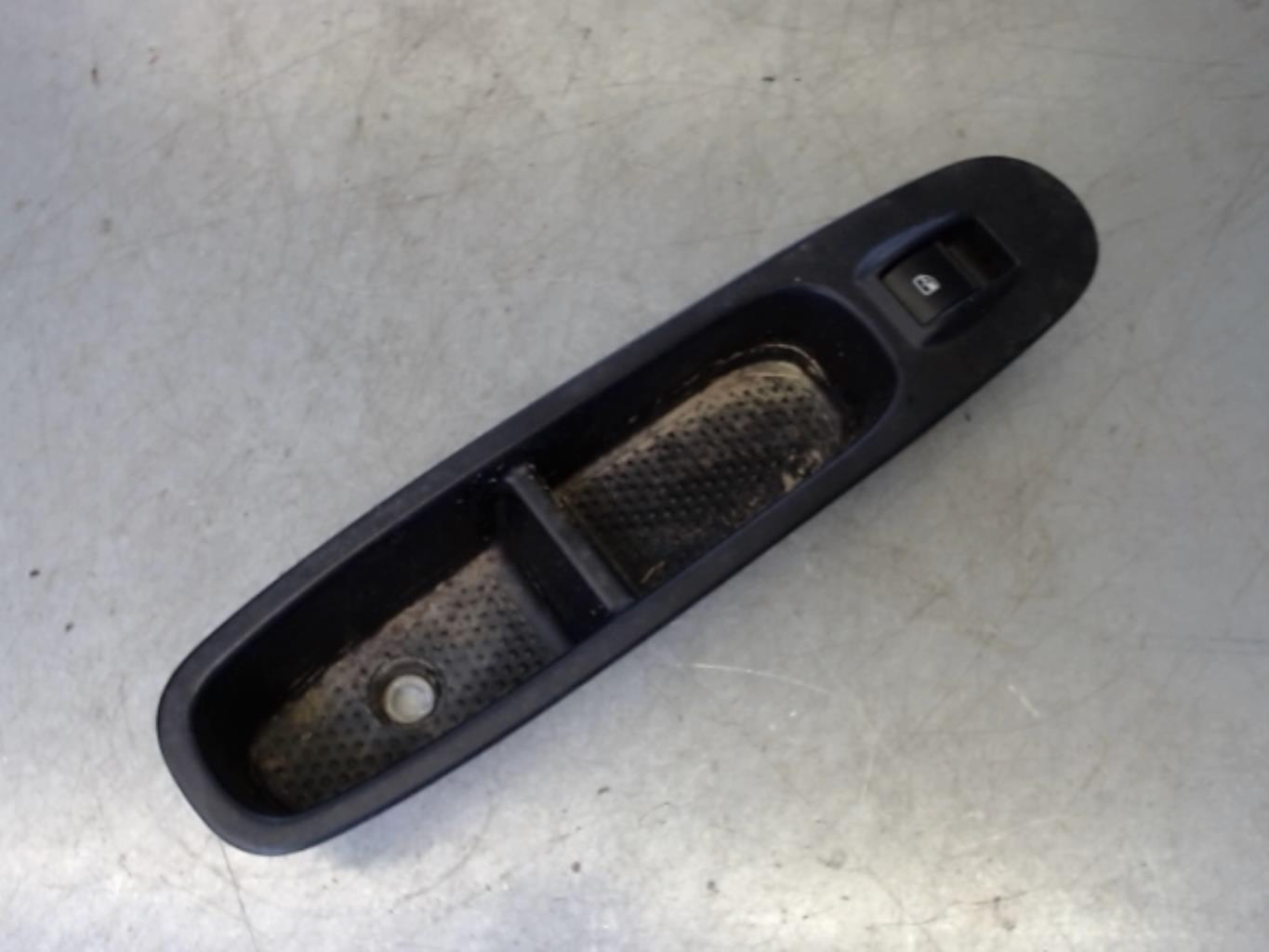 Interruttore lavacristalli anteriore destro FIAT PUNTO EVO 3 Gasolina - 1