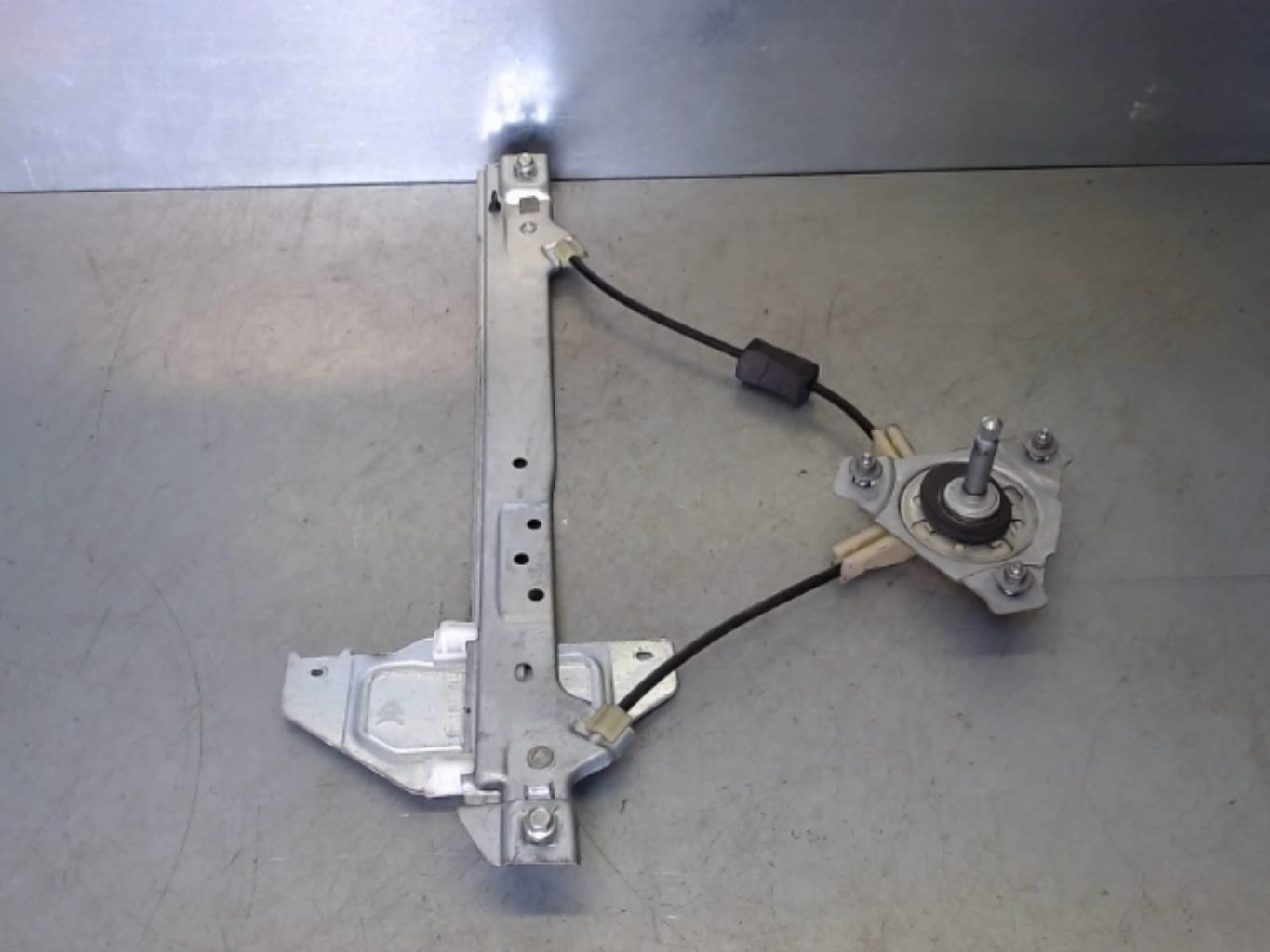 Alzacristalli manuale posteriore sinistro CITROEN C3 2 PHASE 1 Diésel - 1