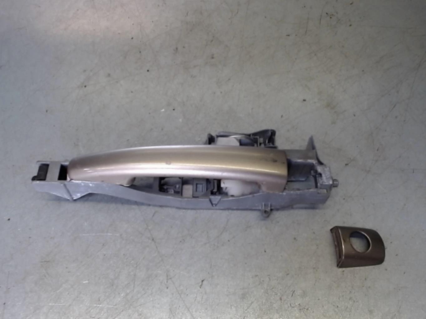 Maniglia portiera anteriore sinistra CITROEN C3 2 PHASE 1 Diésel - 1