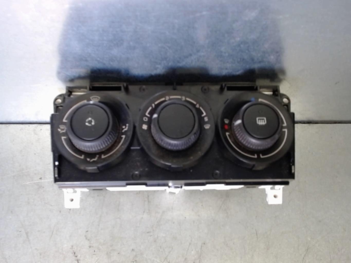 Commande chauffage CITROEN C3 PICASSO PHASE 1 Diesel - 1