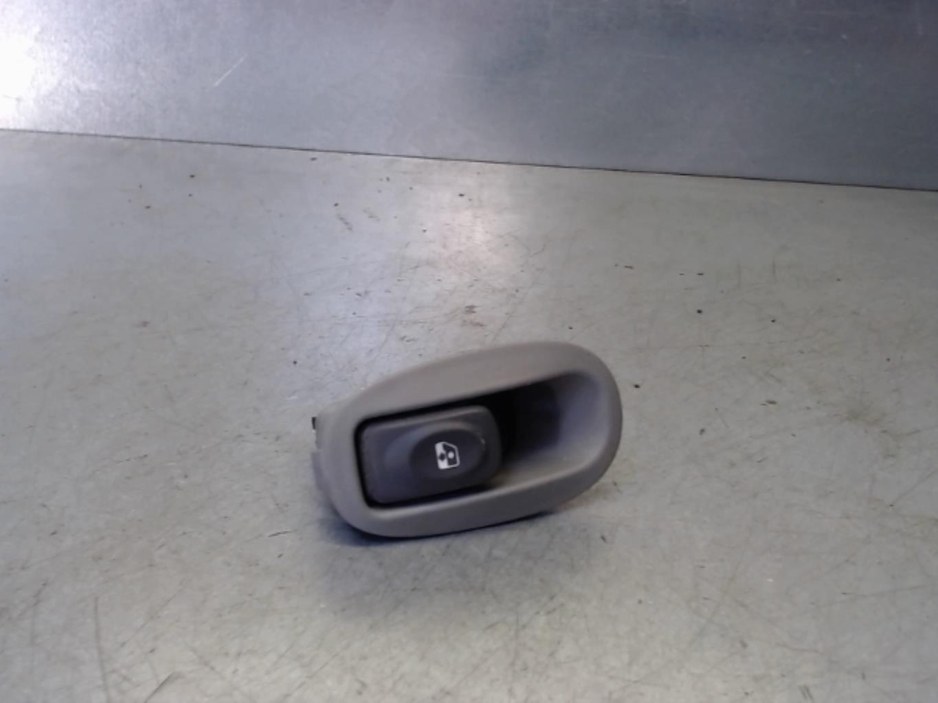 Interruttore lavacristalli posteriore destro RENAULT SCENIC 1 PHASE 2 Diésel - 1