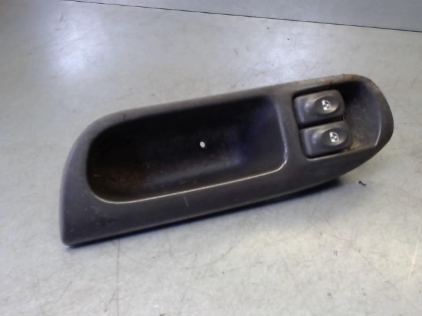 Interruttore lavacristalli anteriore sinistro RENAULT SCENIC 1 PHASE 2 Gasolina - 1