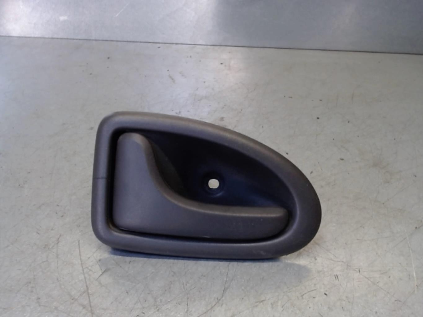 Maniglia interna anteriore sinistra RENAULT SCENIC 1 PHASE 2 Diésel - 1