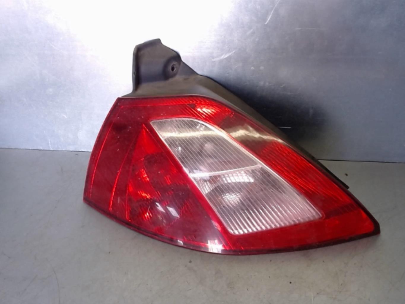 Fanale posteriore principale sinistro (luci) RENAULT MEGANE 2 PHASE 1 Diésel - 1