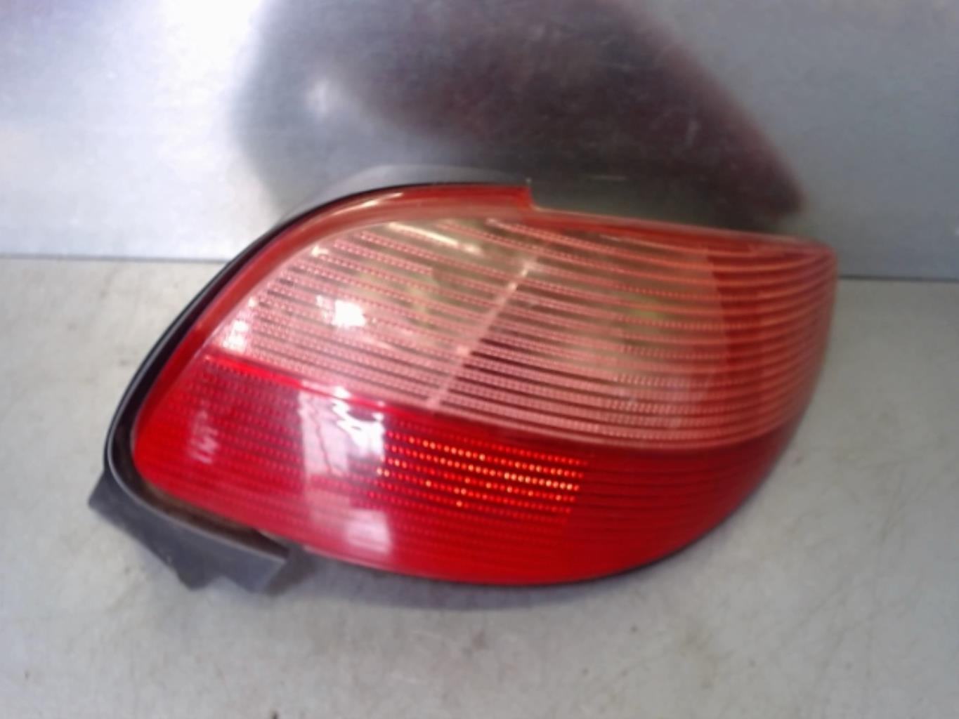 Fanale posteriore principale destro (luci) PEUGEOT 206 PHASE 1 CABRIOLET Gasolina - 1